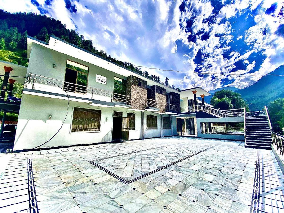 River Garden Hotel And Resort Naran Exterior photo